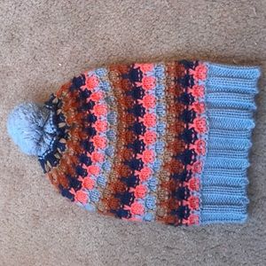 Cute, soft pom hat
